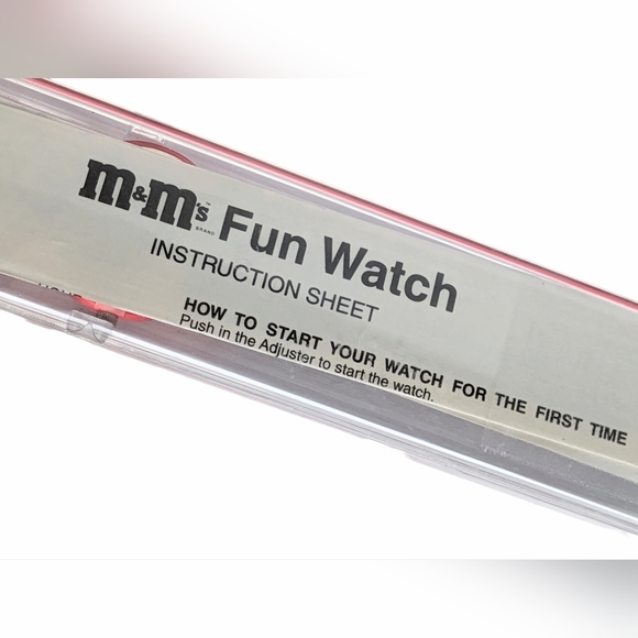 Vintage M&Ms 1994 Special Edition Engraved Quartz 1F1 Collectors Watch NEW w/box - Picture 4 of 12